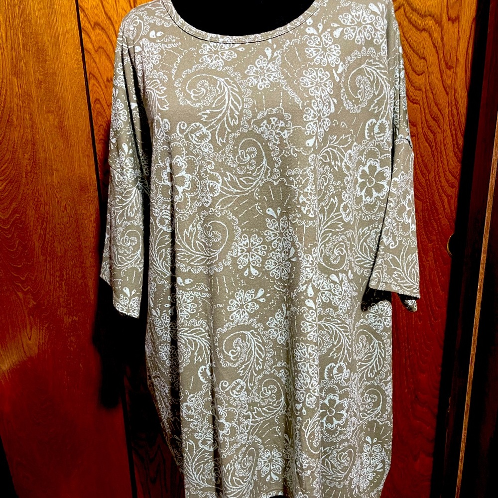 Lularoe Shirt